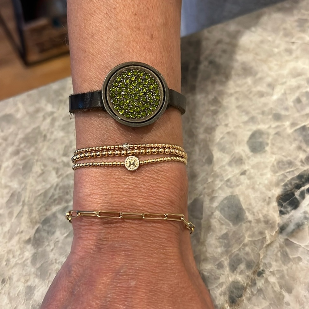 Rebel Designs Green Round Disk Skinny Leather Bracelet